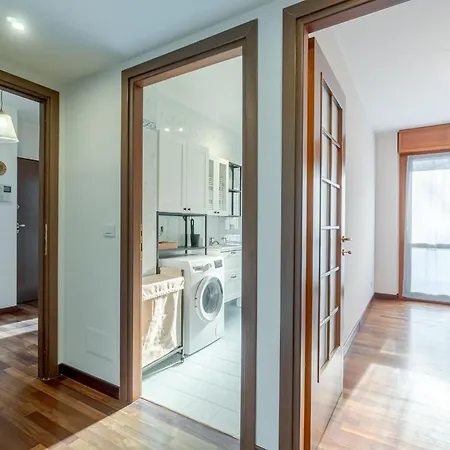 Apartament Guesthost - Crocetta Residence! Modern & Roomy Flat Turyn