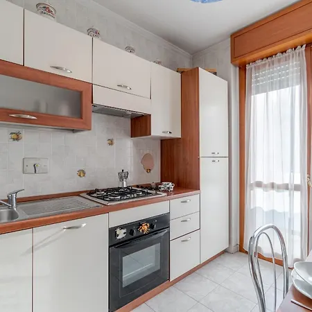 Apartament Guesthost - Crocetta Residence! Modern & Roomy Flat Turyn