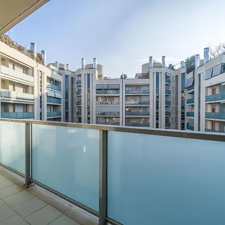 Guesthost - Crocetta Residence! Modern & Roomy Flat Apartmán *