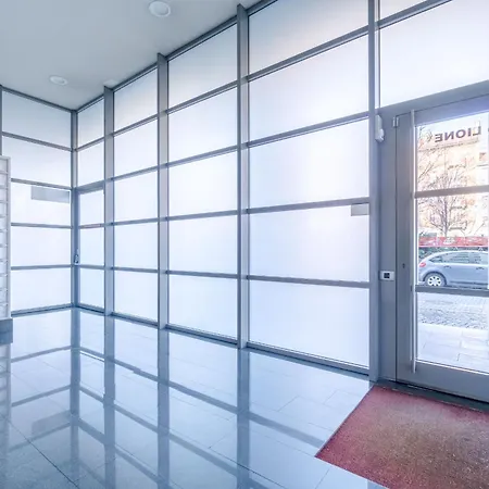 Guesthost - Crocetta Residence! Modern & Roomy Flat * Turyn