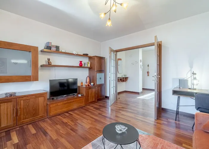 Guesthost - Crocetta Residence! Modern & Roomy Flat * Turín