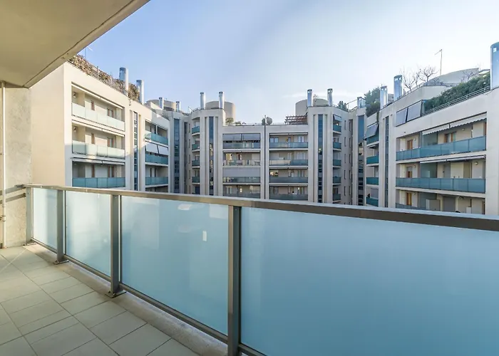 Guesthost - Crocetta Residence! Modern & Roomy Flat Apartmán *
