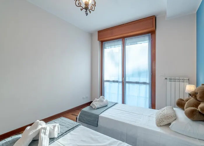 Апартаменты Guesthost - Crocetta Residence! Modern & Roomy Flat Турин