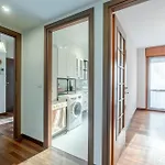 Daire Guesthost - Crocetta Residence! Modern & Roomy Flat Torino