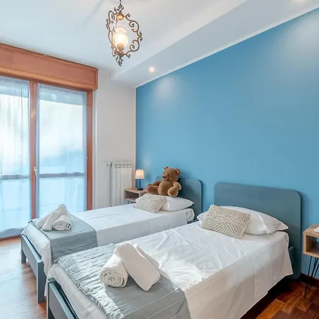 Guesthost - Crocetta Residence! Modern & Roomy Flat アパート *